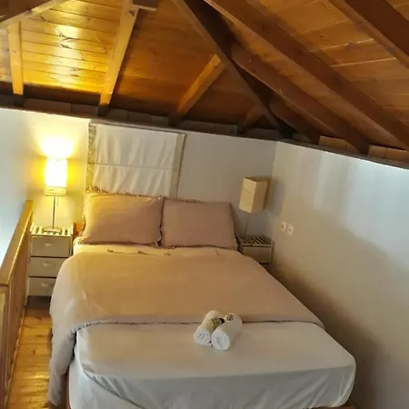 Hotel La Petit Chariklia's House